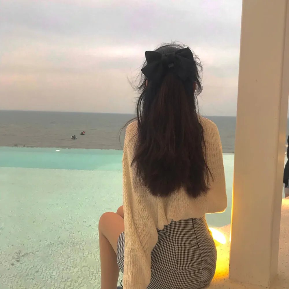 坡道上的红屋顶